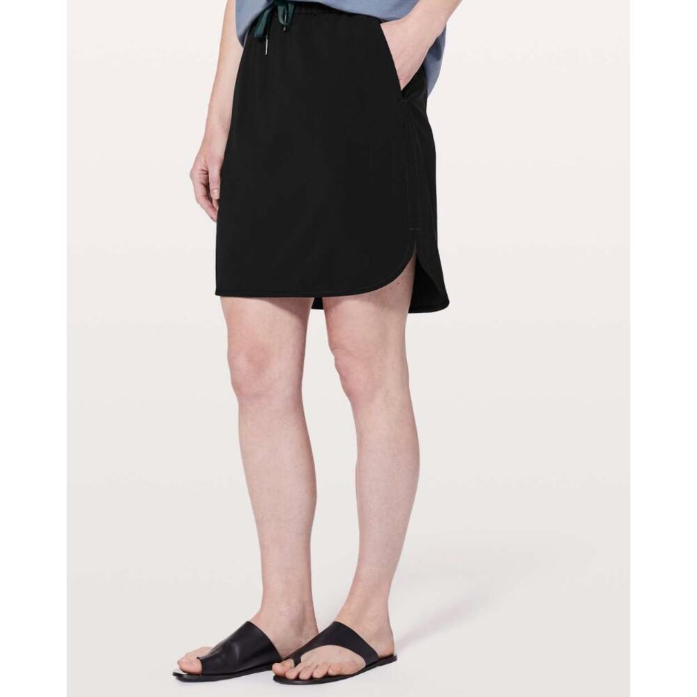Lululemon On The Fly Skirt *21" Grey